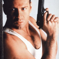 John McClane (Bruce Willis)